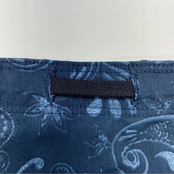 Sweaty Betty Zero Gravity 7/8 Leggings Mesh insert W SM Blue Paisley - Picture 6 of 12